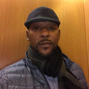 Meet your Posher, Derrick